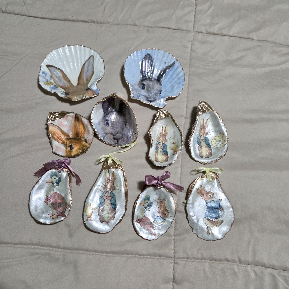 Decorative Seashell Ornaments/Dishes with Rabbit Designs Each 18.00